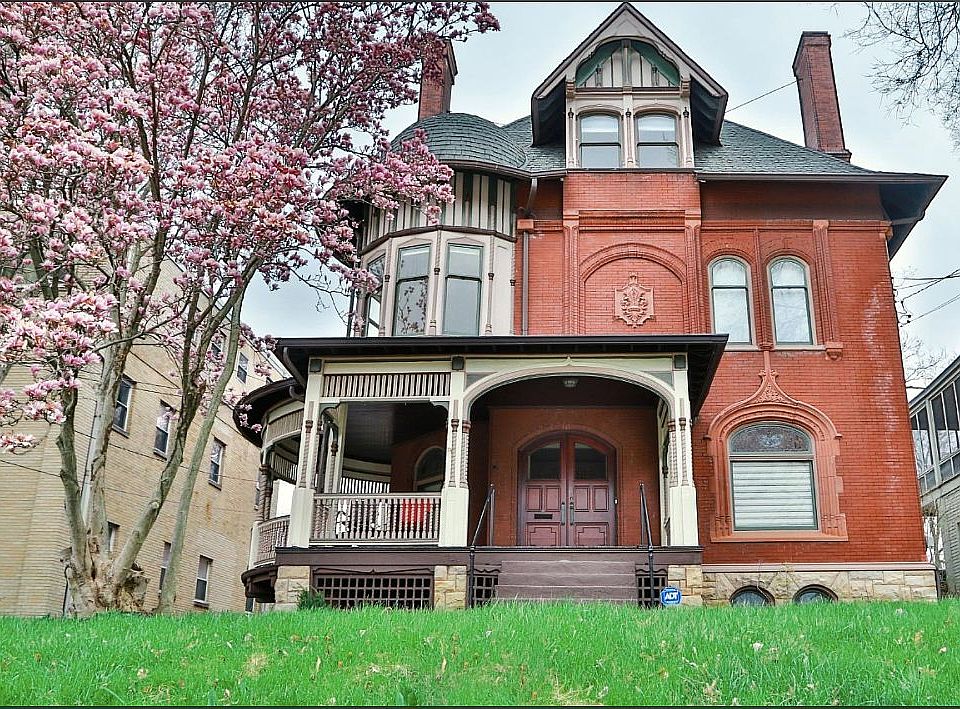 1st image of 2331 Park Ave