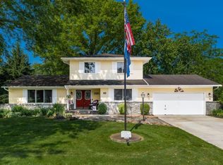 55 Timber Ridge Dr, Pickerington, OH 43147