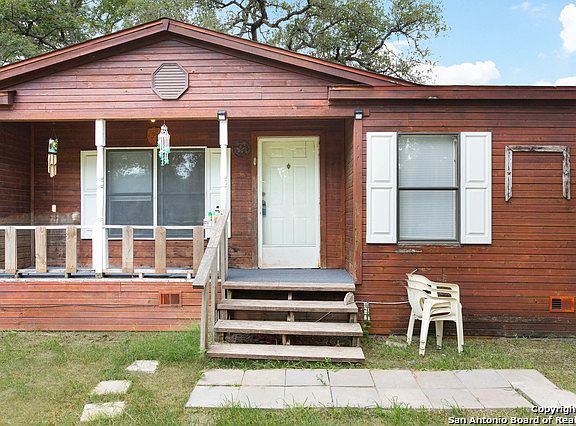 4th image of 133 Oak Valley Dr