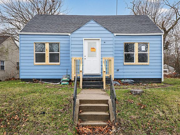 2nd image of 4084 Tyler St