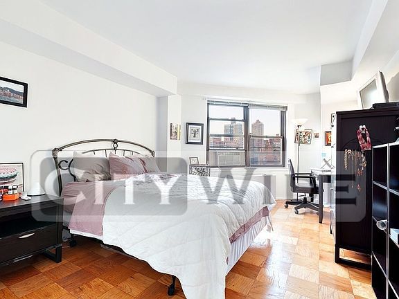2nd image of 240 E 82nd St APT 15B