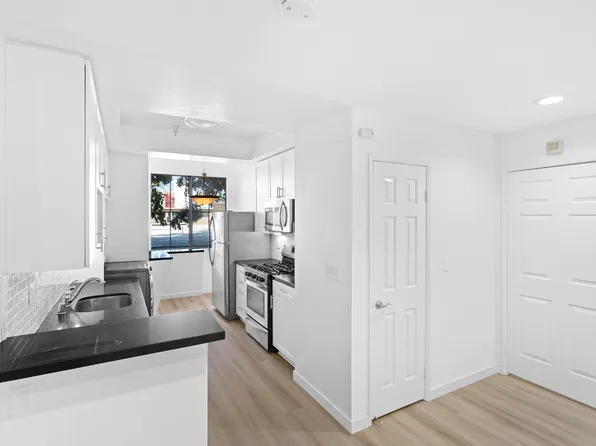 Westside Bundy, 1661 S Bundy Dr APT 202, Los Angeles, CA 90025