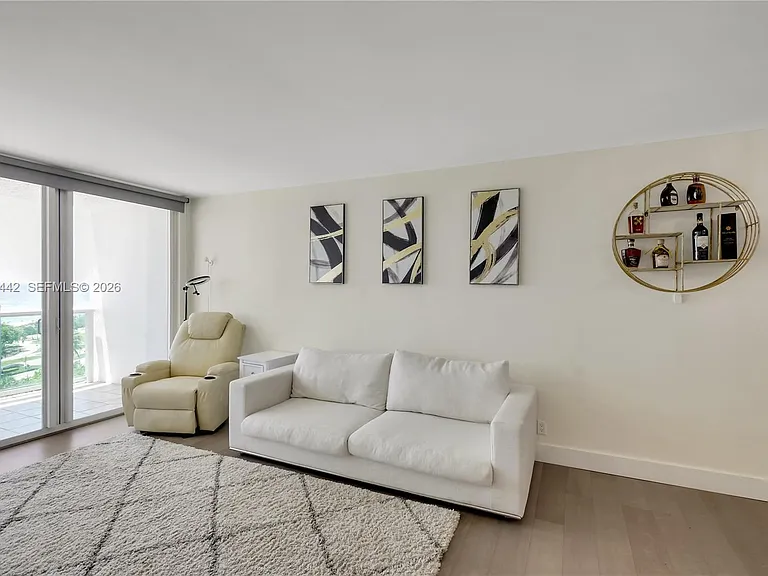 100 Bayview Dr #1008 — Photo 13