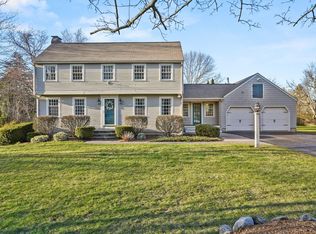 4 Longview Dr, Chelmsford, MA 01824