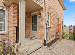 8A Brown Dr, Saint Catharines, ON L2S3Z4