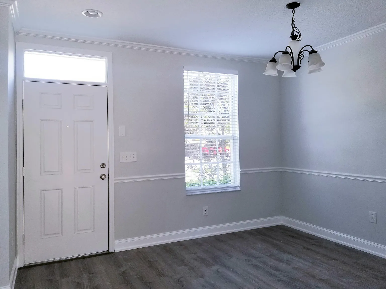 3 bed, 2.5 bath, 1452 sqft, $2,900 — Photo 3