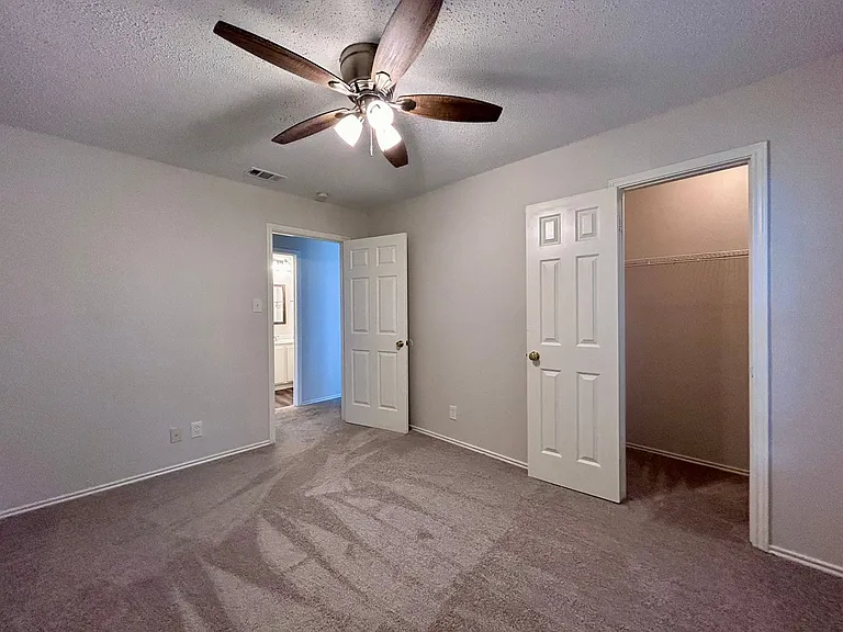 9300 Kempler Dr — Photo 16