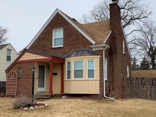 823 E Pearl Ave, Hazel Park, MI 48030
