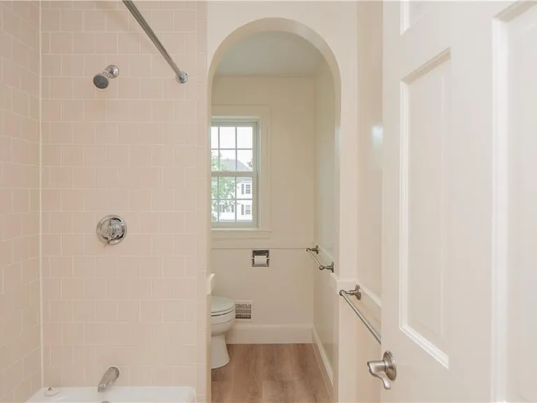 11 Village Ln #B — Photo 14