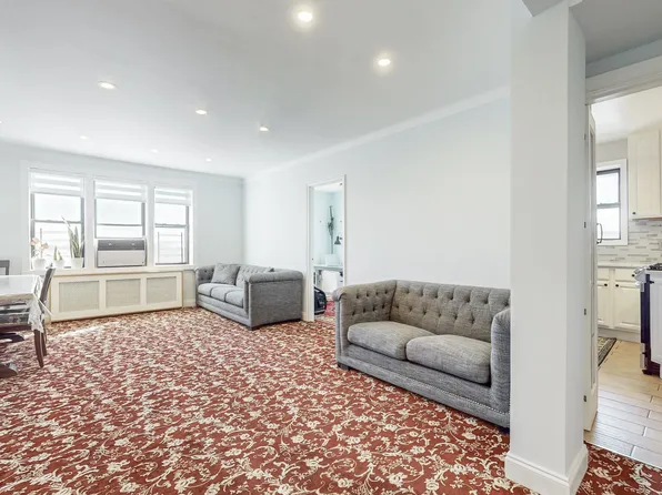 143-50 Hoover Avenue image 6 of 30