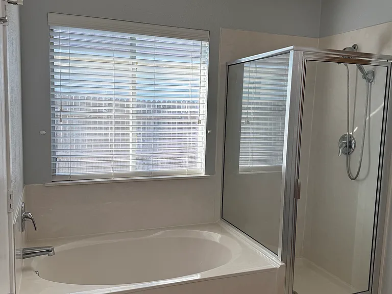 7727 Brisbane Bnd — Photo 14