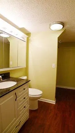 Downstairs full bathroom
