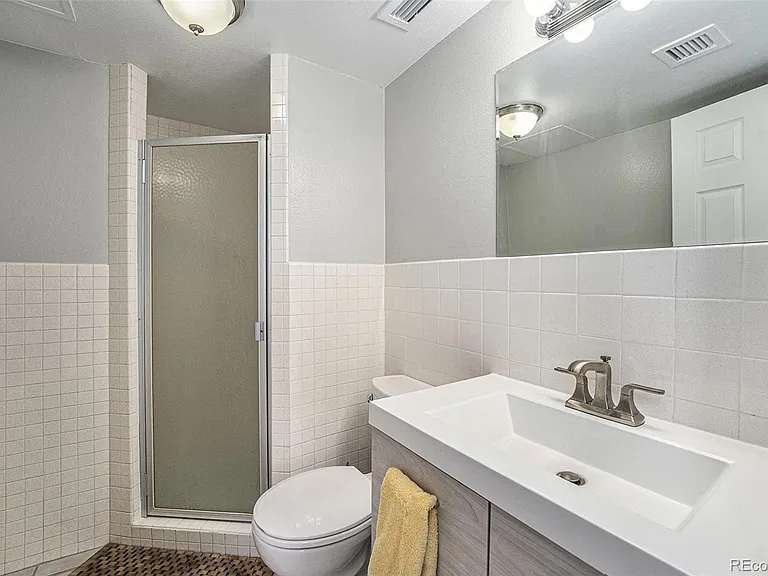 1020 15th St #12C — Photo 9