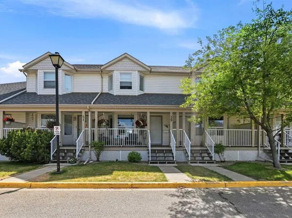 33 N Donlevy Ave #39, Red Deer, AB T4R 3B6