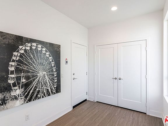 2nd image of 118 S Avenue 50 Unit 101