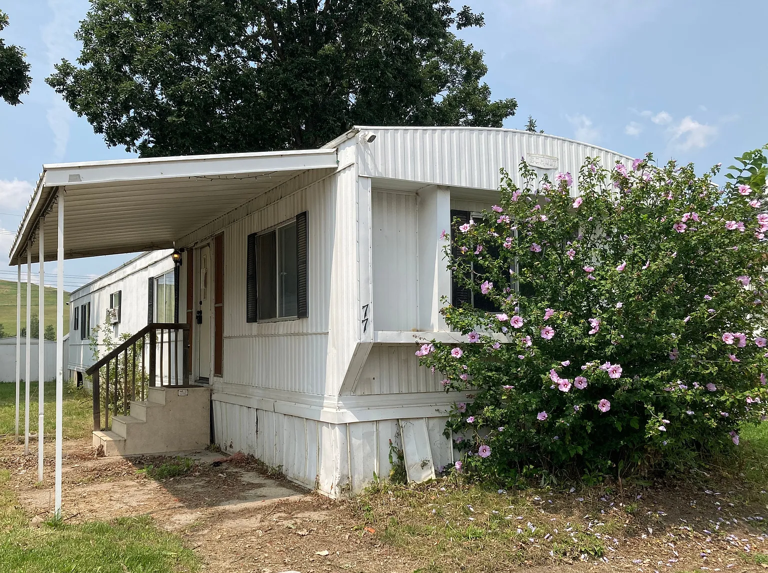 41275 Old Michigan Ave Trailer 77 photo 1