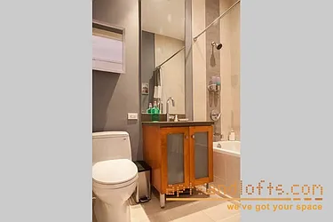 Rented by aptsandlofts.com
