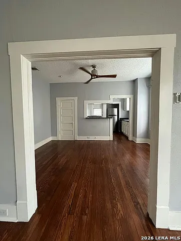 143 E Woodlawn Ave #W — Photo 4