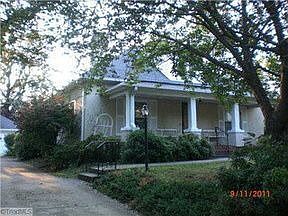 1st image of 1107 Grayland St