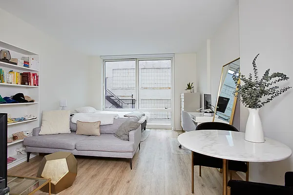 Rented by Compass | media 11