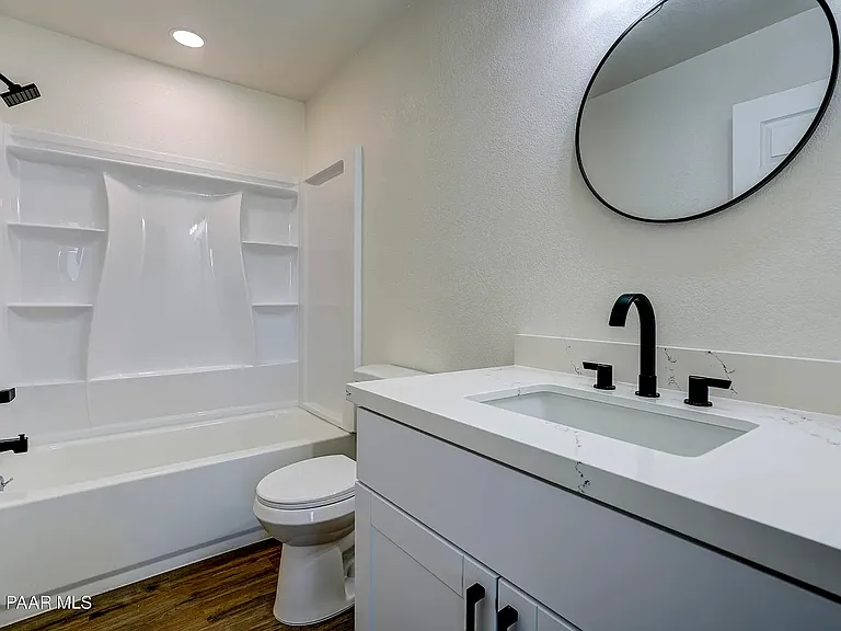 3164 N Yavapai Rd #B — Photo 10