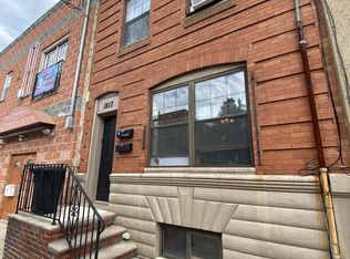 1817 S 11th St FLOOR 1, Philadelphia, PA 19148