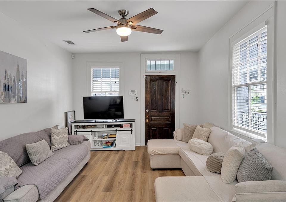 1st image of 3605-07 Calhoun St