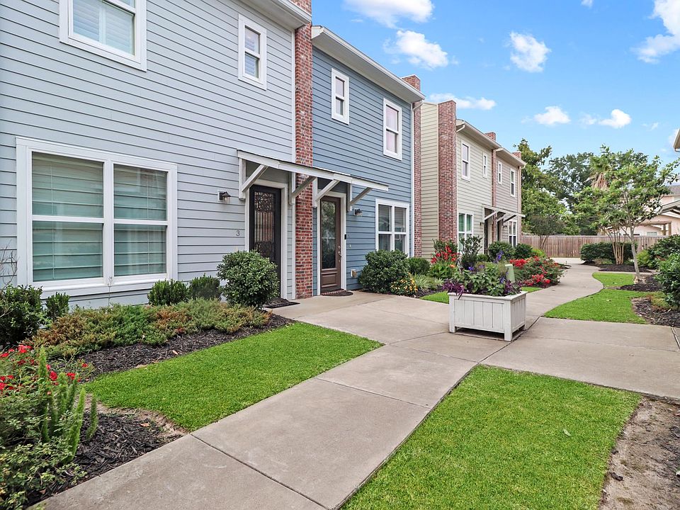 1st image of 515 Division St Lot 3