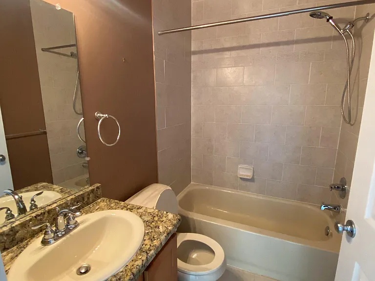 8315 Town Ctr #8315 — Photo 26