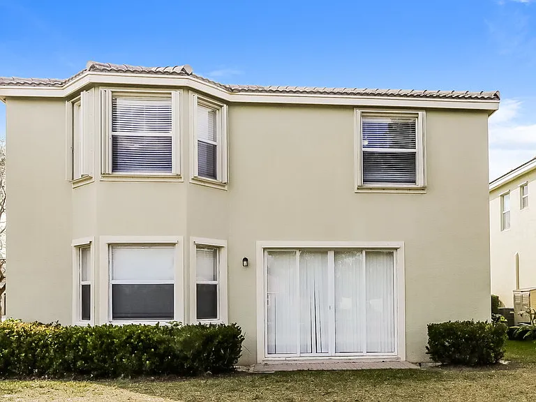 2354 Bellarosa Cir — Photo 17