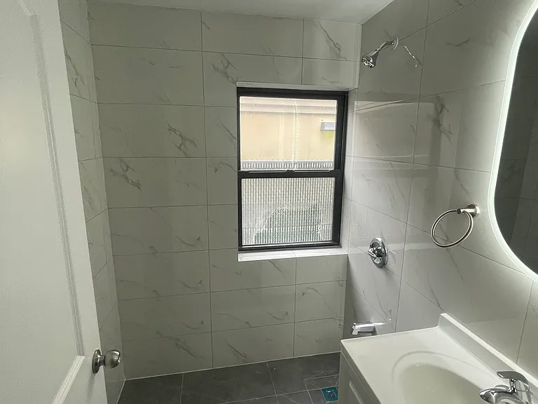 2890 Lafayette Ave #1 — Photo 9