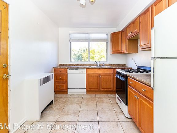 5th image of 408 S Scoville Ave Unit 3S