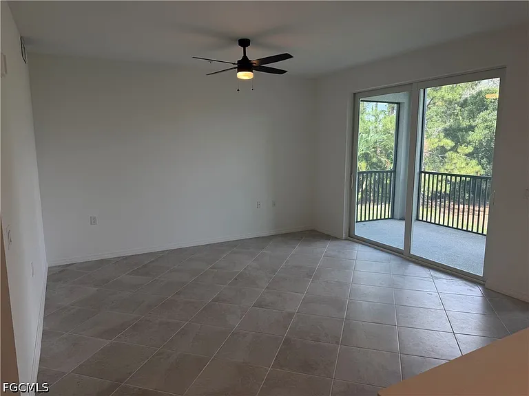 18421 Copperhead Ct N #222 — Photo 18