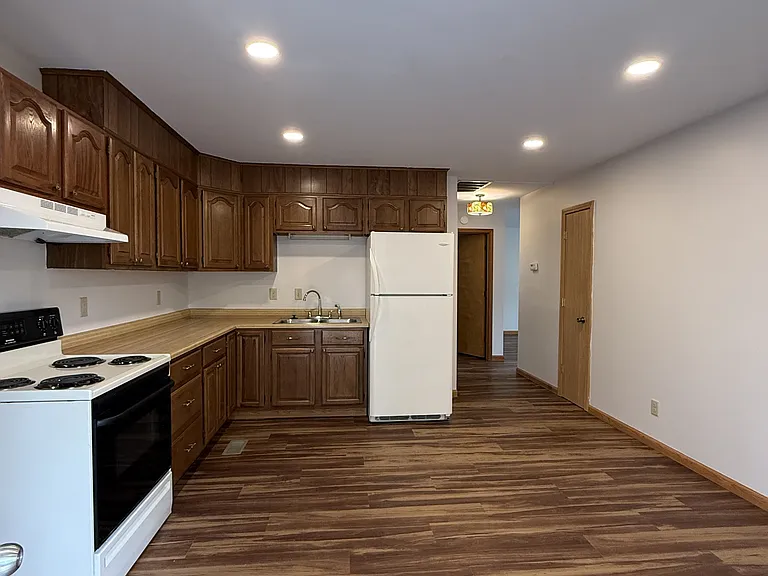 622 N Washington St — Photo 10
