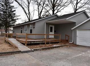 1208 McKinley St, Mascoutah, IL 62258