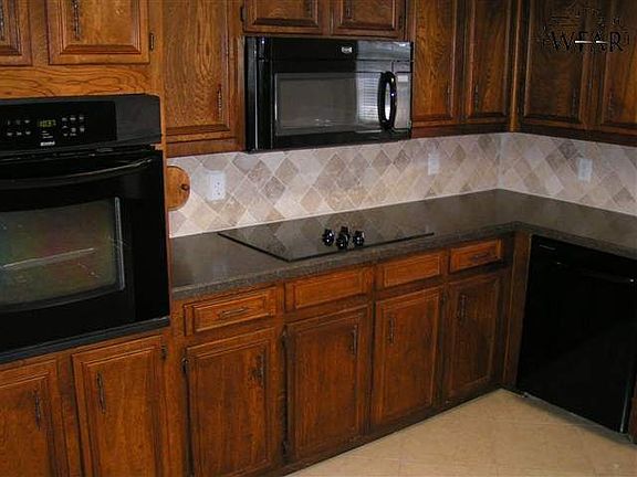 3rd image of 5225 Brookwood Dr