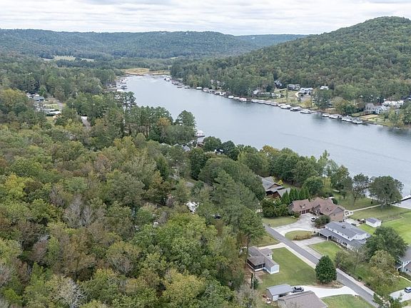 2nd image of 135 Honeycomb Valley Rd