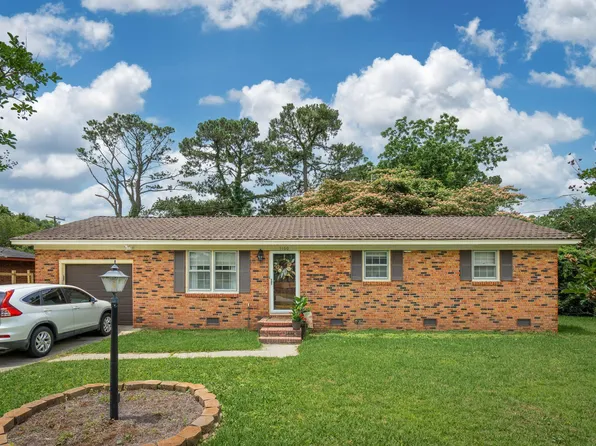 1160 Landsdowne Dr, Charleston, SC 29412