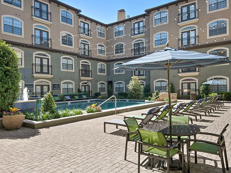 Gables Mirabella — Photo 9