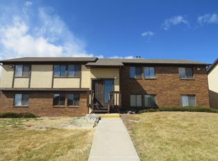 2619 E Uintah St APT D, Colorado Springs, CO 80909