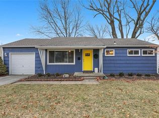 7437 Maple Ln, Overland Park, KS 66204