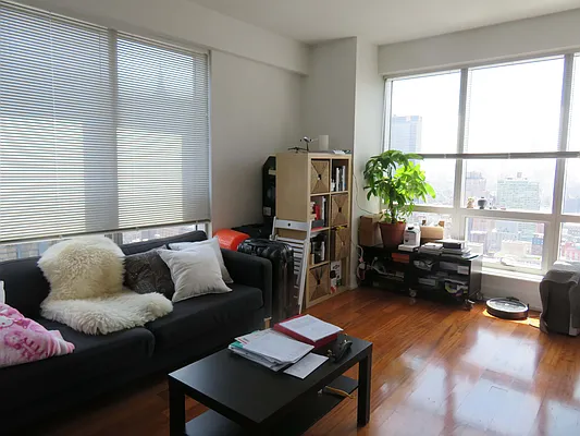 Rented by Levan Real Estate | media 21