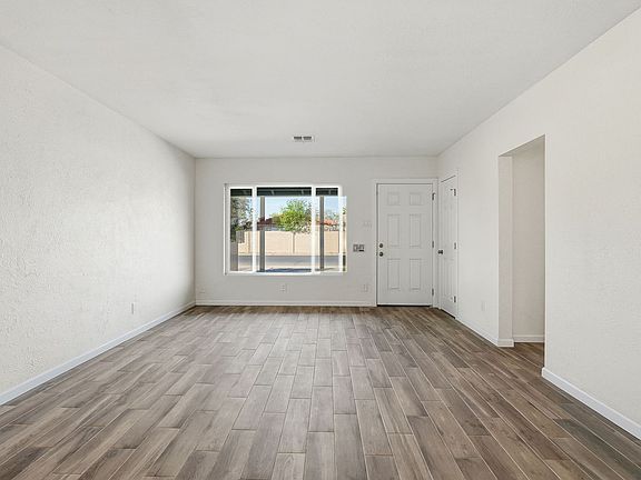 3rd image of 1801 N 18th St #1802