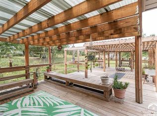 1322 N 1082nd Rd, Lawrence, KS 66046