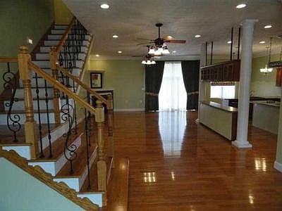 3rd image of 42 Stone Creek Ct