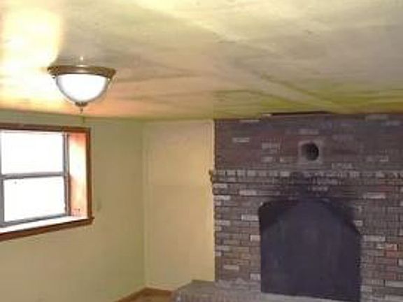 Additional Living Room