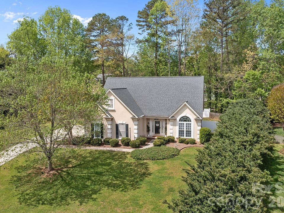 1st image of 1451 Pine Needle Ln