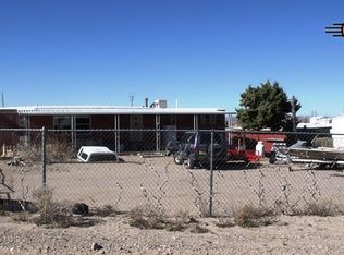 3001 Mescal Dr, Elephant Butte, NM 87935