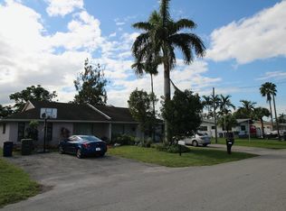 1036 SW 2nd St, Hallandale, FL 33009