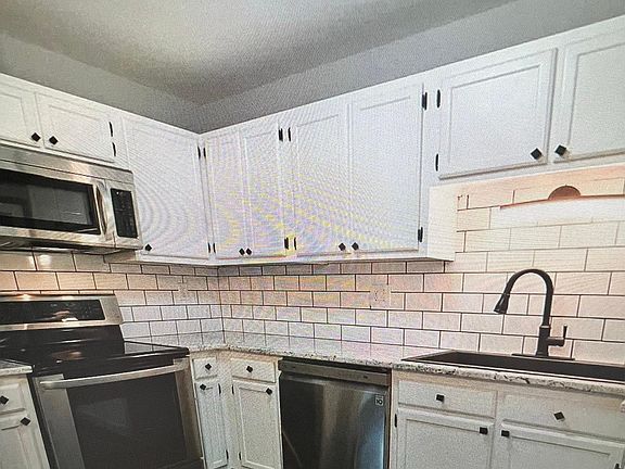 New Granite Countertops